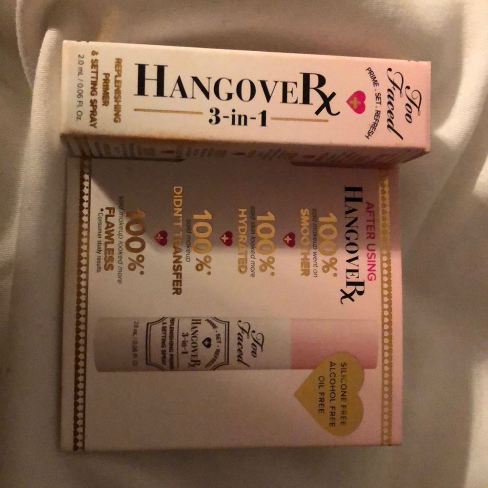 Too faced hangover ex primer and setting spray